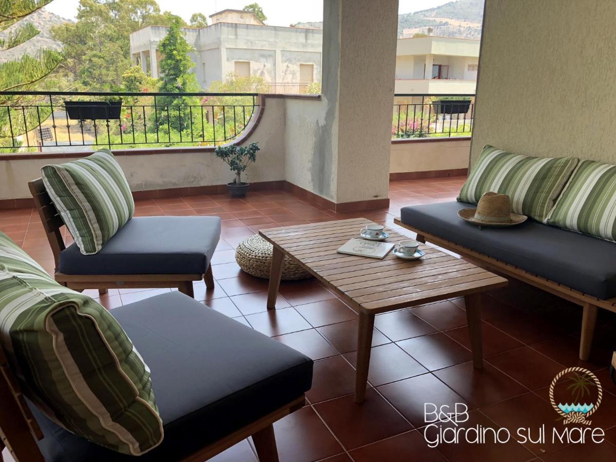 Giardino Sul Mare Bed & Breakfast ปัตตี ภายนอก รูปภาพ