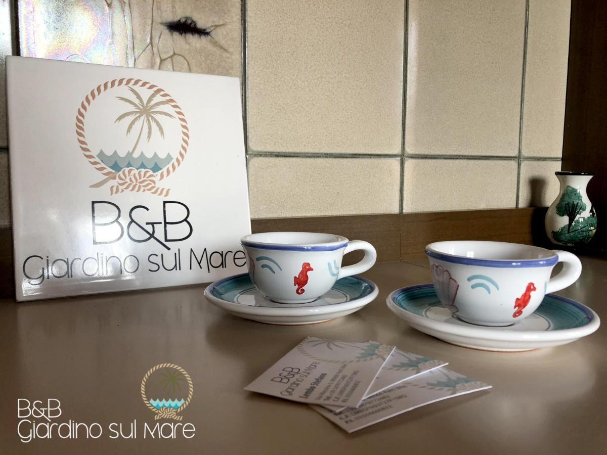Giardino Sul Mare Bed & Breakfast ปัตตี ภายนอก รูปภาพ